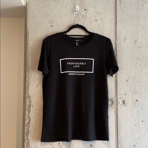 Forever 21 Graphic Fashion Tee | Size M